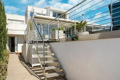 Villa mit privatem Pool und Blick auf die...