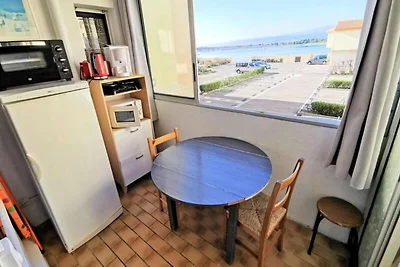 Wohnung im Hafenbereich nahe Strand