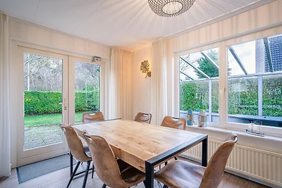 Charmante Villa in der Nähe von Meer und Wald