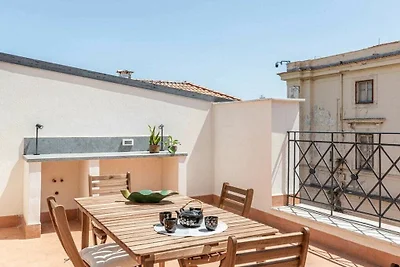 Oretea Apartment with Terrace