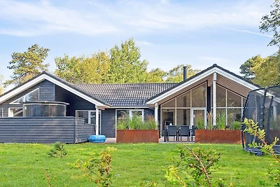 14 Personen Ferienhaus in Væggerløse