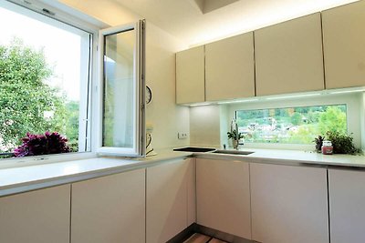 Geräumige und schöne Villa in den Bergen in d...