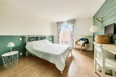 Apartment am Fluss Pénérf mit Pool