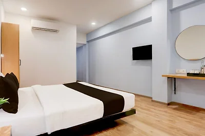 Super Townhouse Prayagraj vicino alla...
