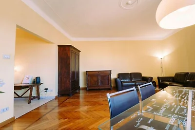 Elegant Apartment in the Center