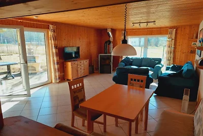 Double bungalow with terrace in the Mirow hol...