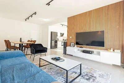 Holiday Home Iva - Three Bedroom Holiday Home