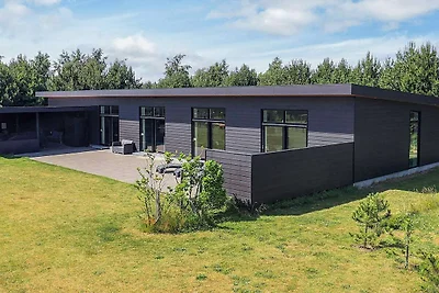 14 persoons vakantie huis in Væggerløse-By...