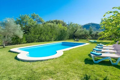 Hütte in Alcudia mit Schwimmbecken