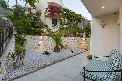 Villa in Kalkan met zwembad
