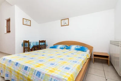 Villa Valjalo - Two Bedroom Apartment With Se...