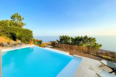 Familienvilla mit einzigartigem Meerblick