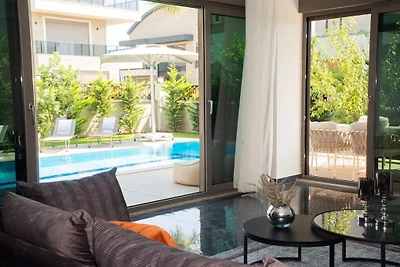 Villa in Antalya with swimming pool