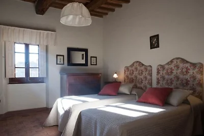 Spazioso appartamento con giardino privato