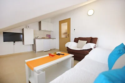 Apartments Kapetan - Two Bedroom Apartment wi...