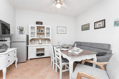 One Bedroom House with Terrace and Pool