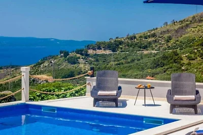 Rustic Villa Nina Tucepi