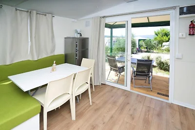 Mobilheime im Camp Kovacine in Cres, mit lang...