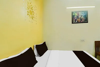 Hotel O Sindhi Camp Hotel Paul Avenue