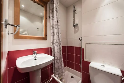 Monolocale · Vicino alle piste e ai negozi ·...