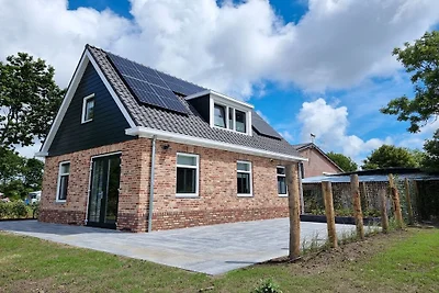 OK44 Luxus Ferienhaus für 6 mit 2 Bäder
