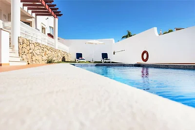 Villa Melanesia vicino alla spiaggia di Rock