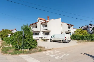Apartment Ferienwohnung A6 Villa Falcon in de...