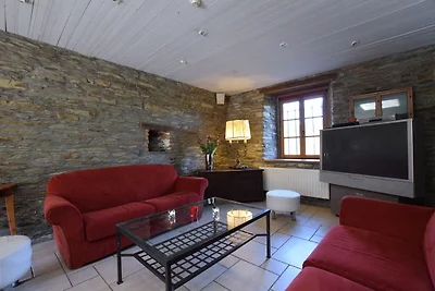 Casa vacanze a Tenneville con piscina coperta