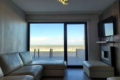 Apartment direkt am Meer mit Terrasse am...