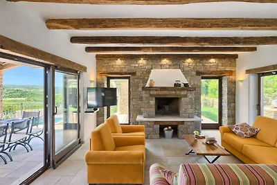 Authentic Villa Banić - Four Bedroom Villa Wi...