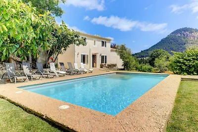 Villa in Pollensa mit privatem Pool und...