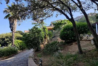 Vakantieappartement in Lumio met zwembad