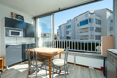 Zonnig appartement in Agde met gedeeld...