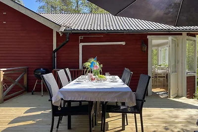 4 stelle case ad VäTö