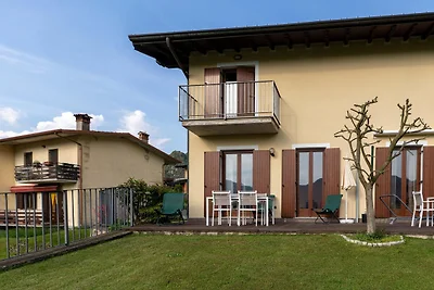 Ferienhaus in Idro in der Nähe von Scenic...
