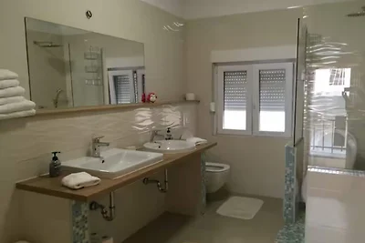 Olive Grove Apartment - Three Bedroom Apartme...