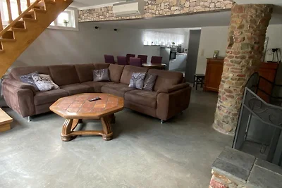 Gerהumiges Chalet in Jalhay mit Whirlpool