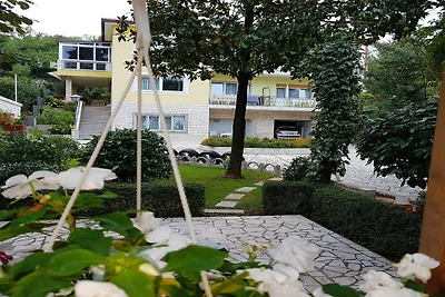 Cozy Apartments Matulji - One Bedroom Apartme...