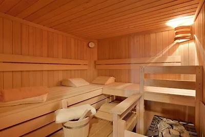 Róża alpejska w gospodarstwie wakacyjnym...