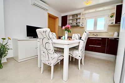 Apartments Gusti - Two-Bedroom Apartment with...