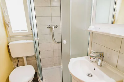 Enchanting Rural Apartment with Terrace - Stu...