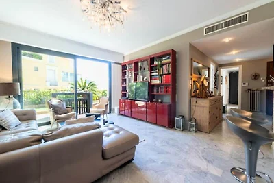 Appartement in Palm Beach met uitzicht op zee