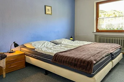 Grande casa con giardino privato a Medebach