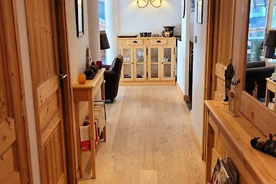 Sehr helle Wohnung, schöne Volumen, hoher...