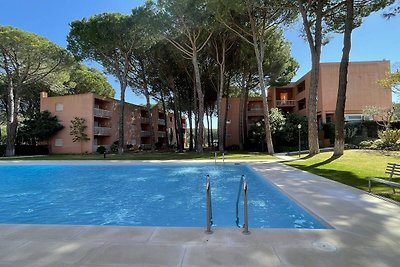 Ferienhaus mit einem Zimmer und Pool