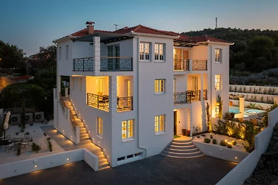 Villa Verde Ražanj mit beheiztem Pool