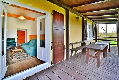 Ampio cottage con camino, Grabczyn