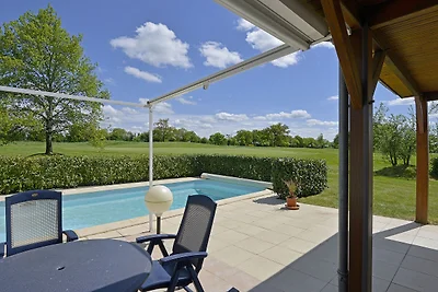 Villa mit WiFi, in natürlicher Umgebung