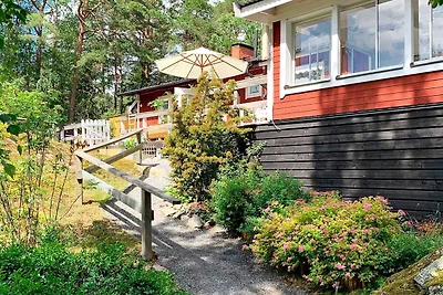 4 persone case ad DJURHAMN