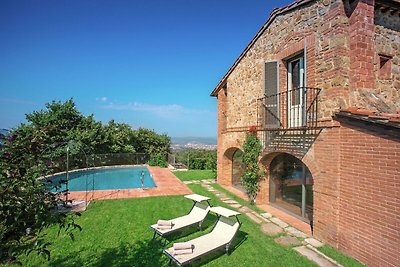 Malerische Villa in Arezzo mit Swimmingpool